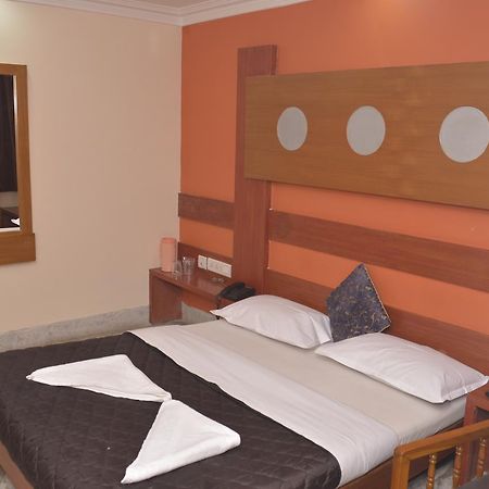 Hotel Sky Park 딘디굴 외부 사진